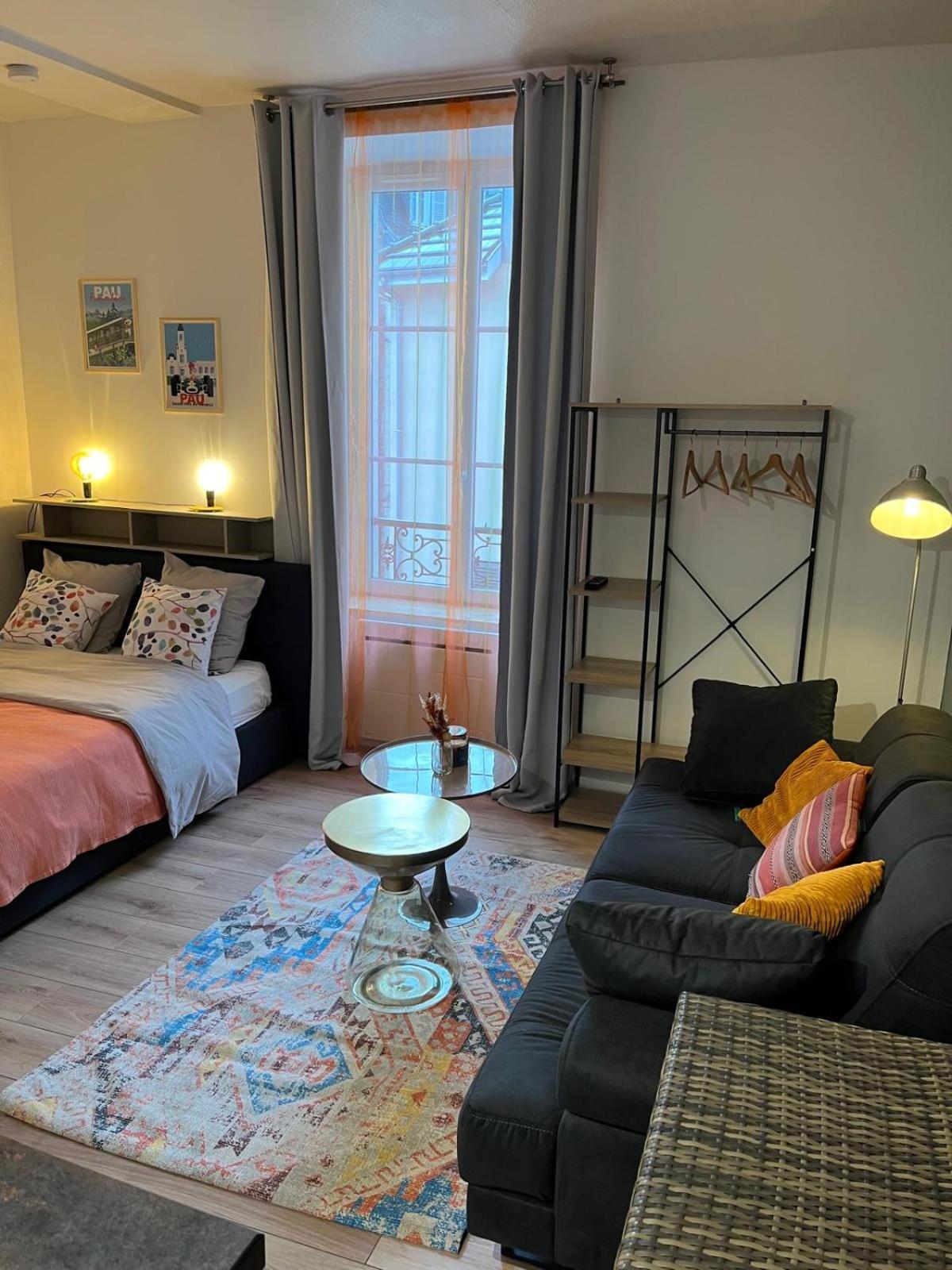 Studio Cosy En Coeur De Ville Pau Exterior foto